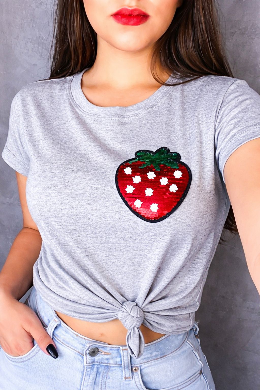 T-Shirt Cinza Morango